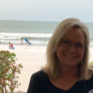 Meet your Posher, Catherine